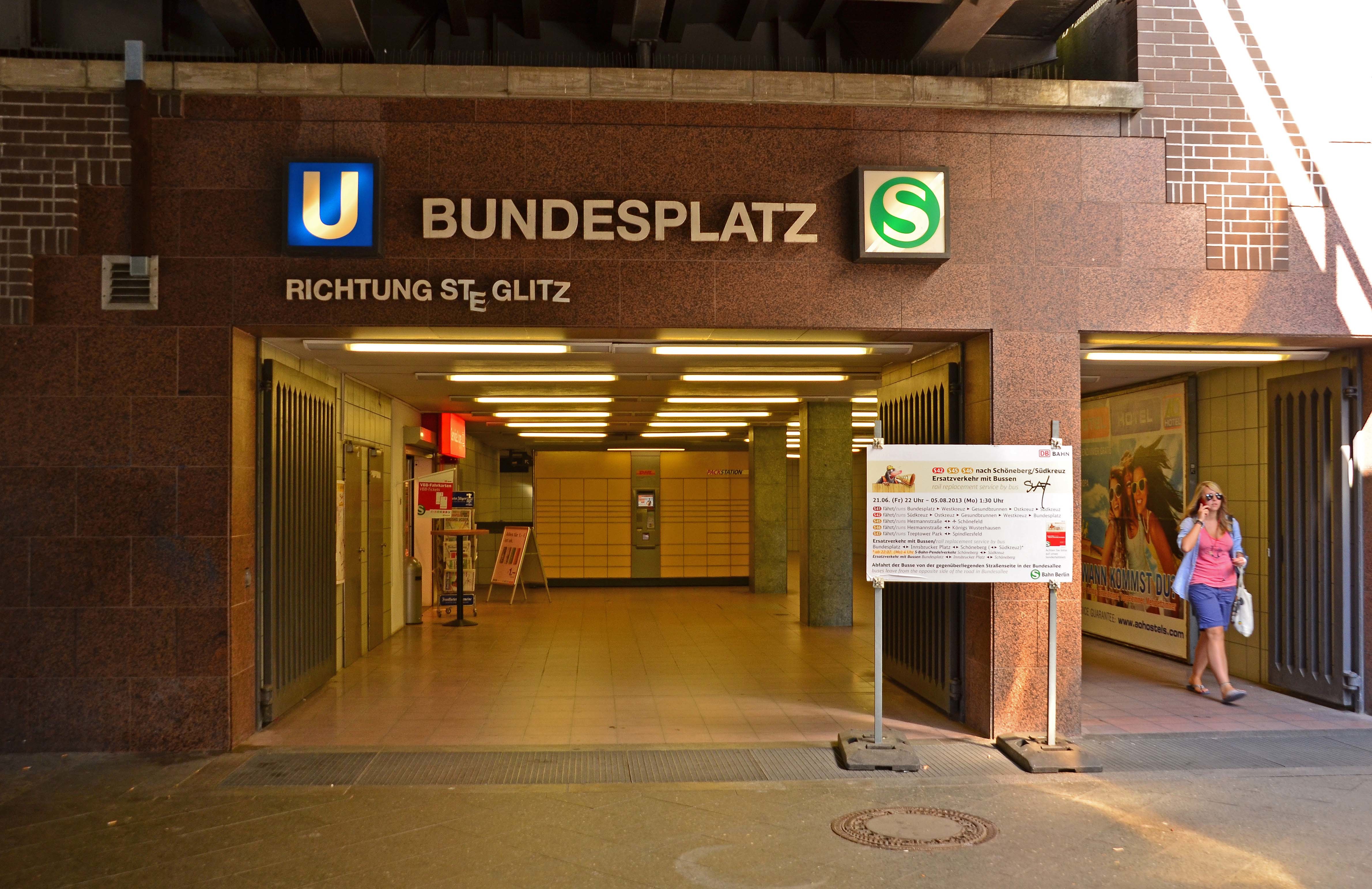 Bahnhof Bundesplatz, 22.07.2013, Foto: Raimund Müller