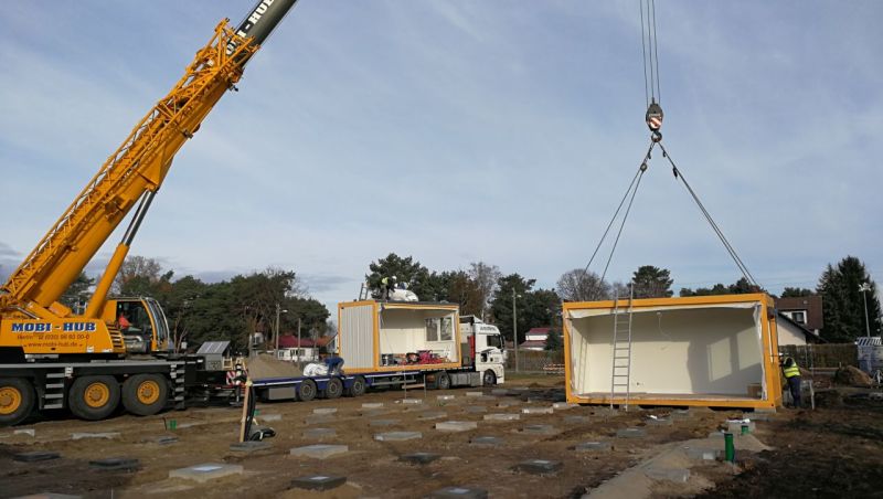 Erweiterung der Kiekemal-Grundschule - Erster Container wird aufgestellt