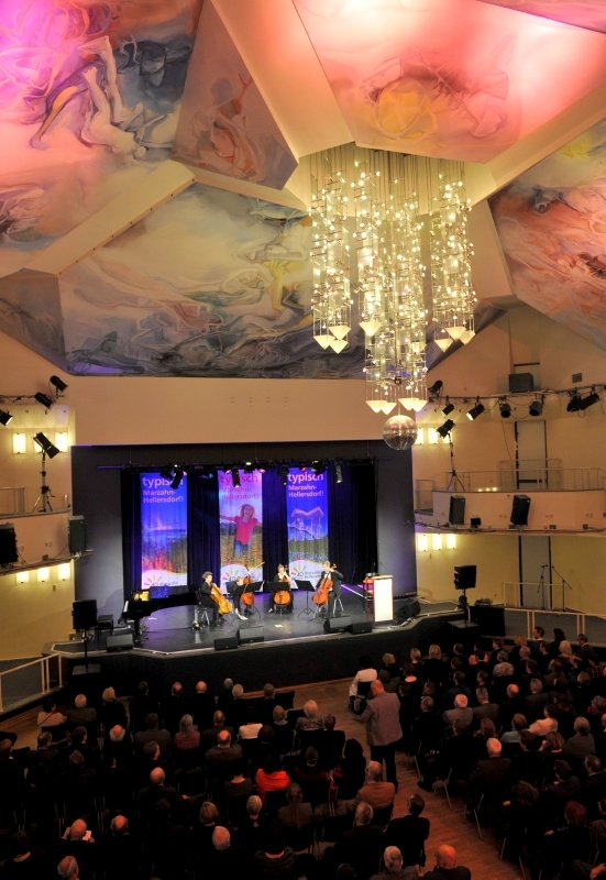Festakt 40 Jahre Marzahn-Hellersdorf im Freizeitfoum Marzahn - Musikalisches Zwischenspiel