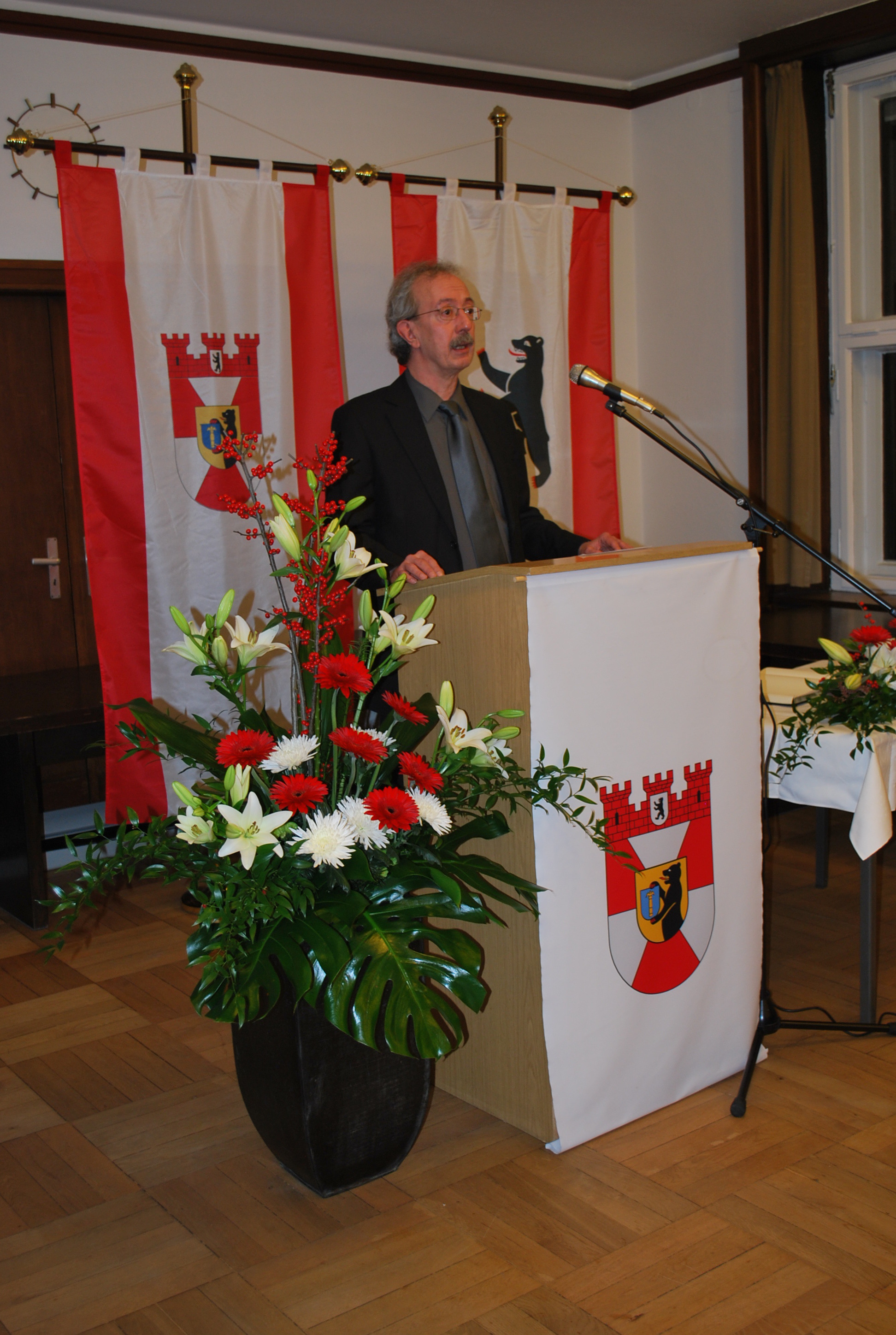 Bezirksverdienstmedaille 2013 Herr Dr. Hanke Rede
