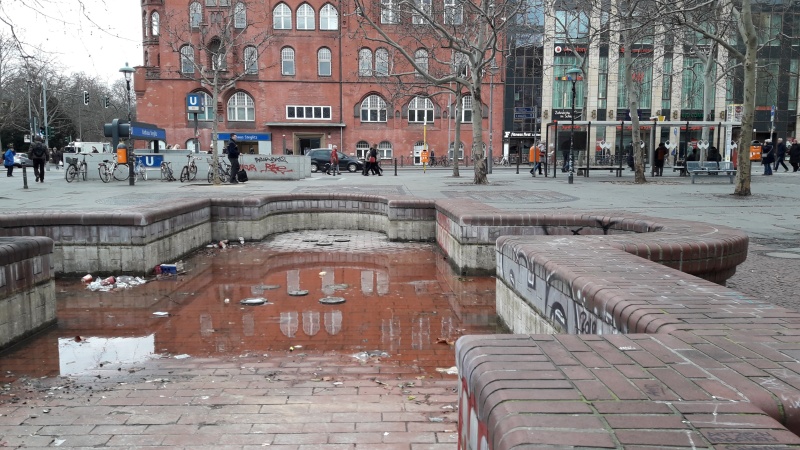 Brunnen auf dem Hermann-Ehlers-Platz