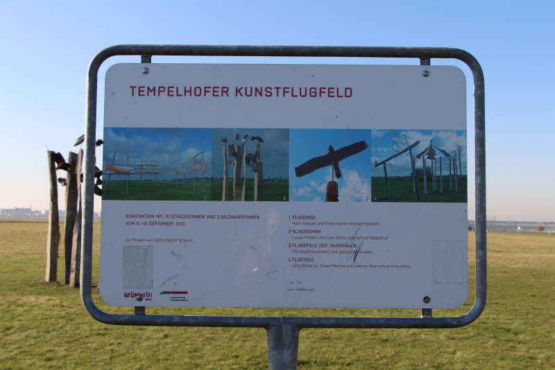 Tempelhofer Kunstflugfeld