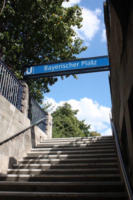 U-Bahnstation Bayerischer Platz