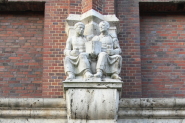 Details an der Fassade des Ullsteinhauses
