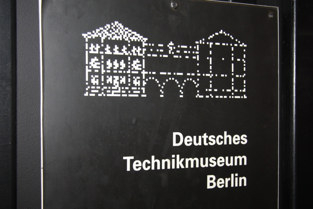 ... der nach einer kurzen Einführung in die Sammlung des Deutsche Technikmuseums ...