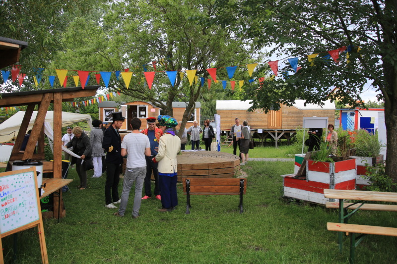 Ortsteilkonferenz Altlglienicke auf dem Gelände des Kinder- und Jugendzirkus Cabuwazi