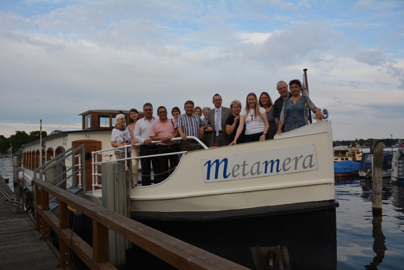 Delegation aus Cajamarca gemeinsam mit Bezirksbürgermeister Igel auf dem Schiff Metamera
