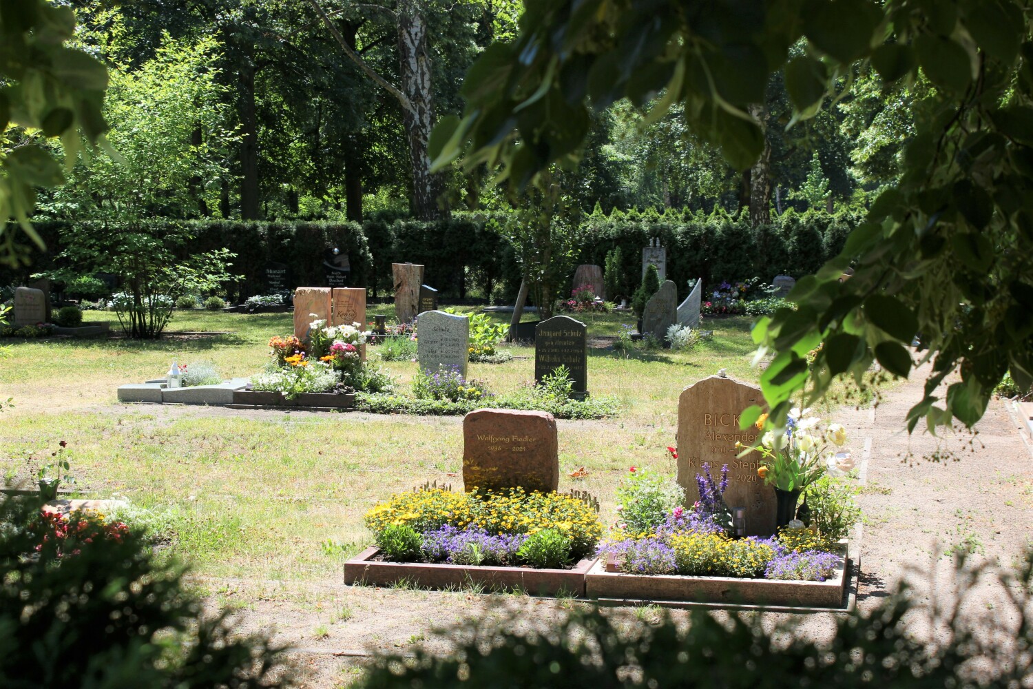 Friedhof Grünau, Urnenwahlgrabstätten