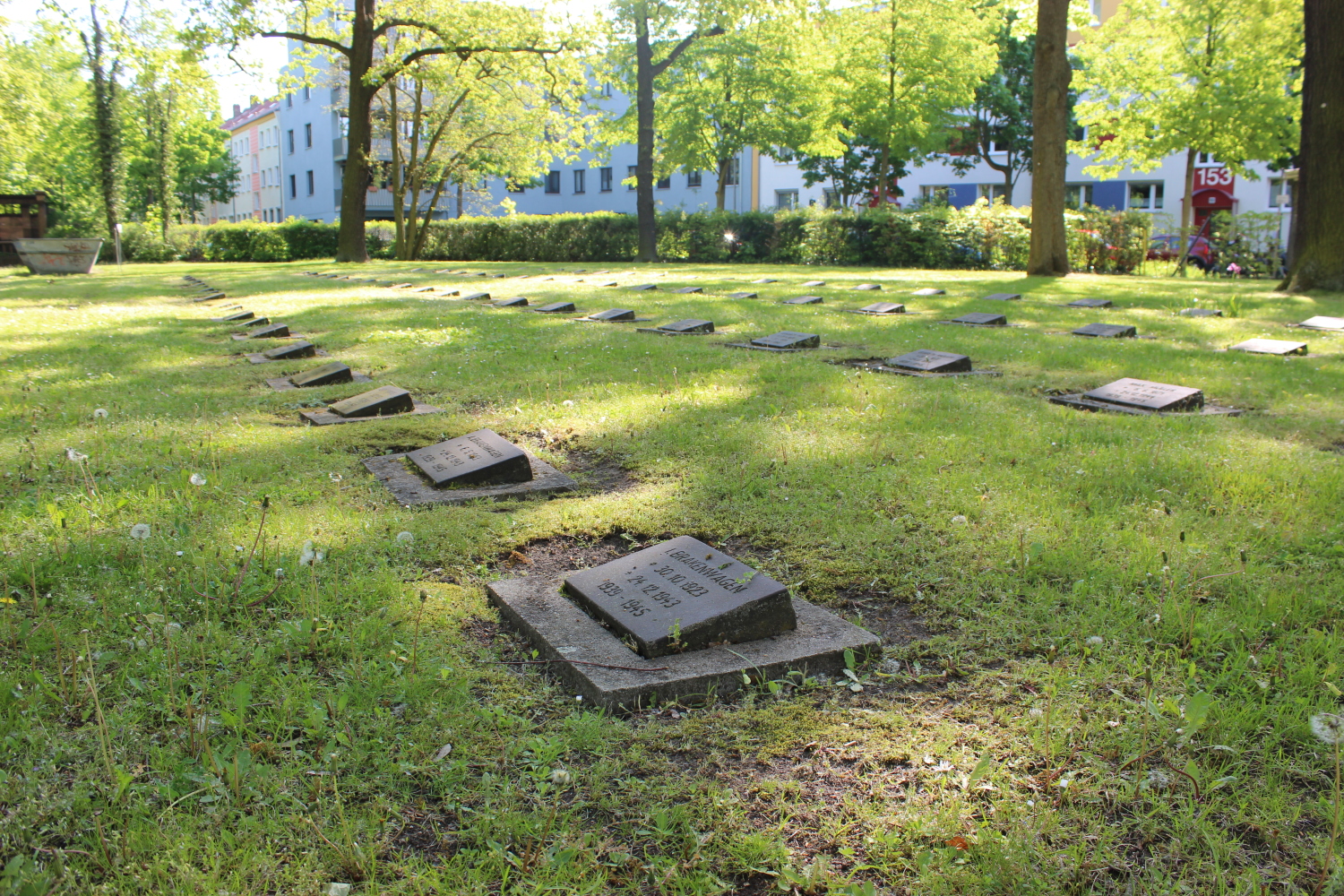 Friedhof Adlershof Ehrenhain für die Gefallenen des Ersten und Zweiten Weltkrieges 