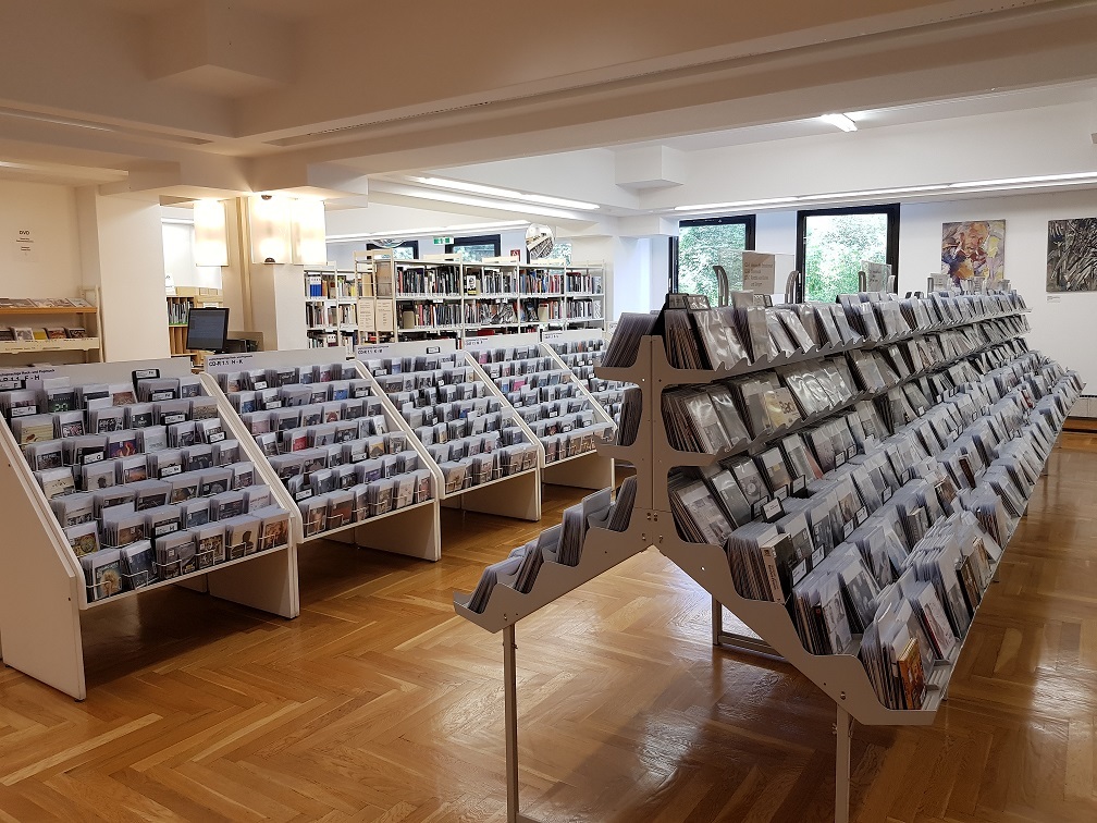 CD-Regale in der Musikbibliothek