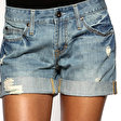 Der «Used-Look» bei Hot Pants