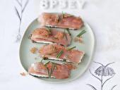 Knusprige Lachs-Meerrettich-Schnittchen