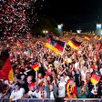 Fanmeile beim Deutschland - Portugal Spiel