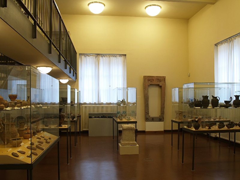 Eingang: Sammlung des Winckelmann-Instituts
