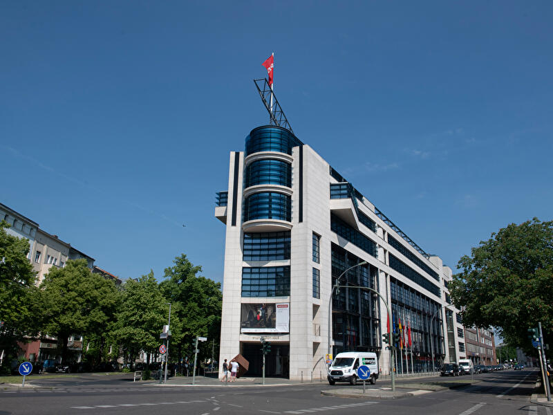 Willy Brandt Haus (1)