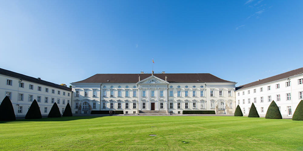 Schloss Bellevue (Bundespräsidialamt) (1)