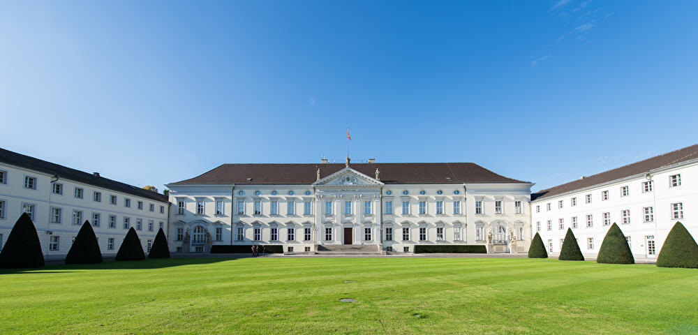 Schloss Bellevue (Bundespräsidialamt) (1)