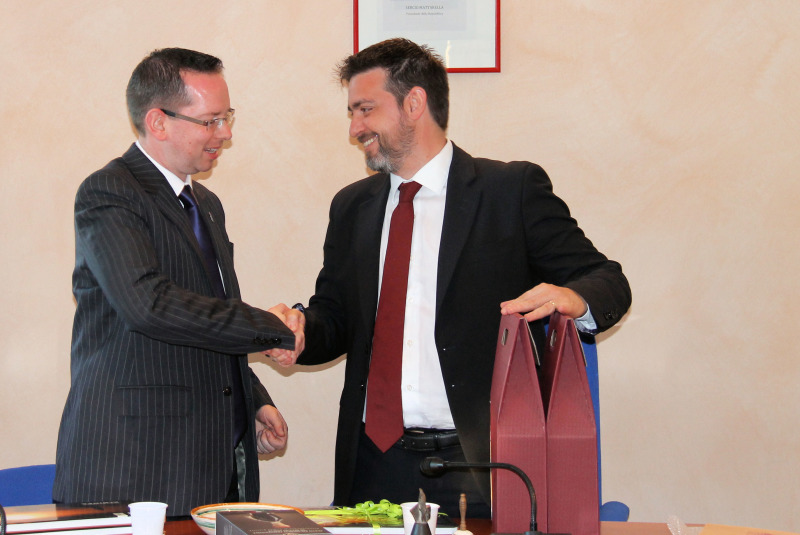 Bezirksbürgermeister Oliver Igel zu Gast bei Bürgermeister Nico Giberti in der Partnerstadt Albinea