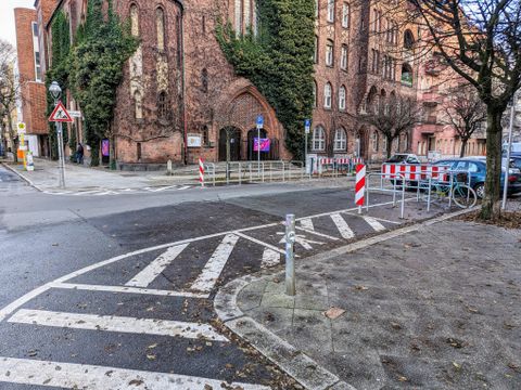 Kiezblock Sprengelkiez: Umgestaltete und sicherere Kreuzung Sprengelstraße / Samoastraße (bereits in 2022 umgesetzt)
