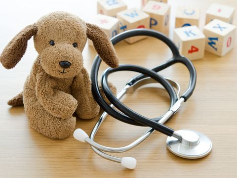 Vor dem Schulbesuch kommt die ärztliche Untersuchung. (Bild: fotolia)