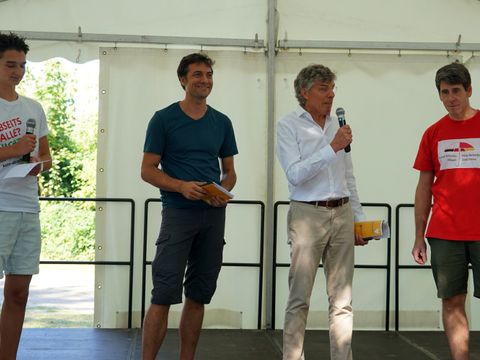 Kampagnenstart "Reinickendorf putzt sich raus" (Bild: AG Urban)