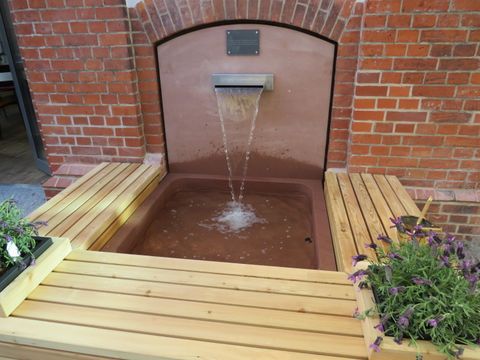 Der Brunnen trägt den Titel „Lauf des Lebens“. (Bild: BA Reinickendorf)