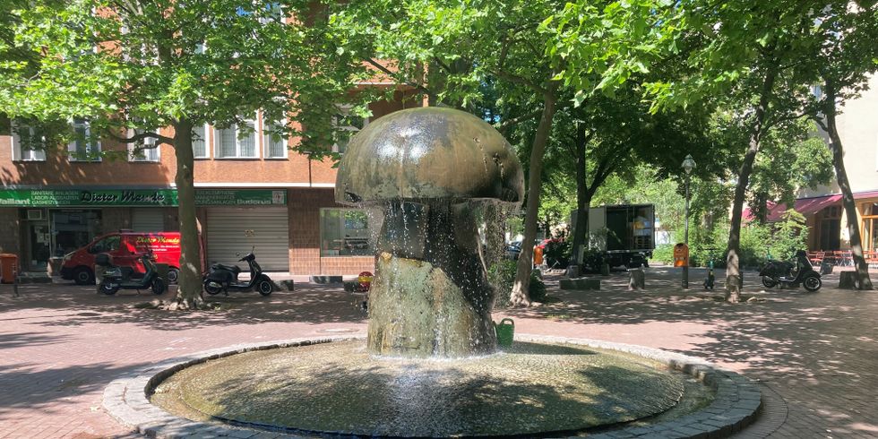 Wasserpilz auf dem Leon-Jessel-Platz