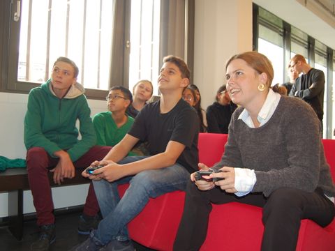 Eröffnung der Gaming Zone mit Kulturstadträtin Clara Herrmann