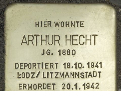 Stolperstein Arthur Hecht, Foto:H.-J. Hupka, 2014