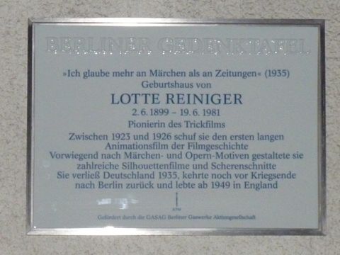 Bildvergrößerung: Gedenktafel für Lotte Reiniger, 17.11.2014