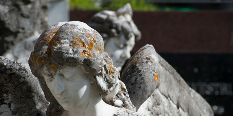 Steinfiguren Engel Friedhof