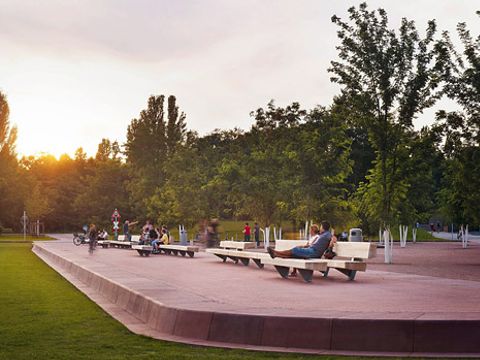 Bildvergrößerung: Sonnenuntergang im Park am Gleisdreieck
