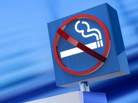 Symbol für Rauchverbot mit durchgestrichener Zigarette