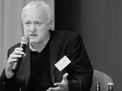 Werner Schulz 2010 bei einer Veranstaltung der Heinrich-Böll-Stiftung 