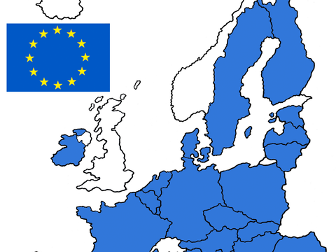 Karte der EU mit Europaflagge