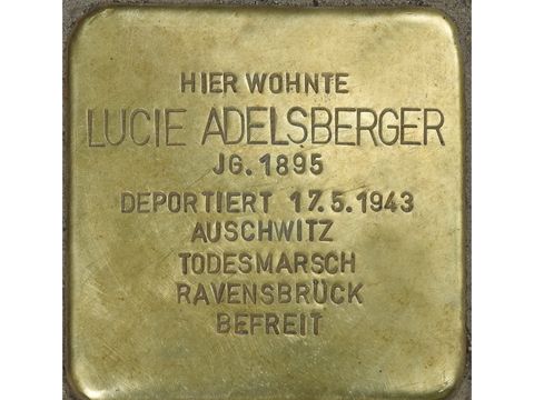 Stolperstein Lucie Adelsberger 