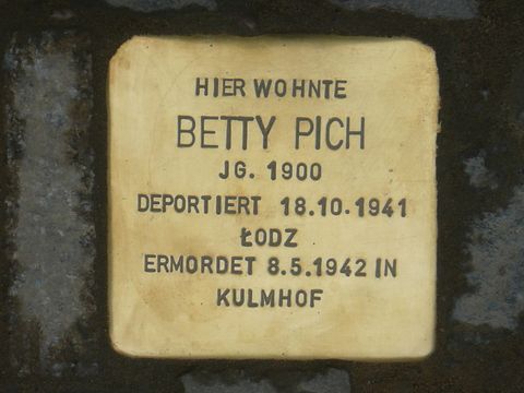 Stolperstein für Betty Pich