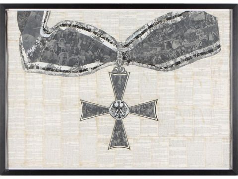 Bildvergrößerung: Marcel Odenbach, "Deutsches Symbol (Bundesverdienstkreuz)"