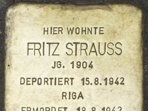 Stolperstein Fritz Strauss, Foto: H.-J. Hupka