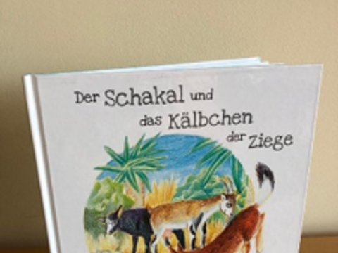 Kinderbuch "Der Schakal und das Kälbchen der Ziege"