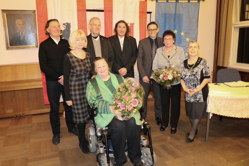 Verleihung der Bezirksverdienstmedaille 2017 an Inge Kapphahn, Rita Krüger-Biberstein und Helmut Russ