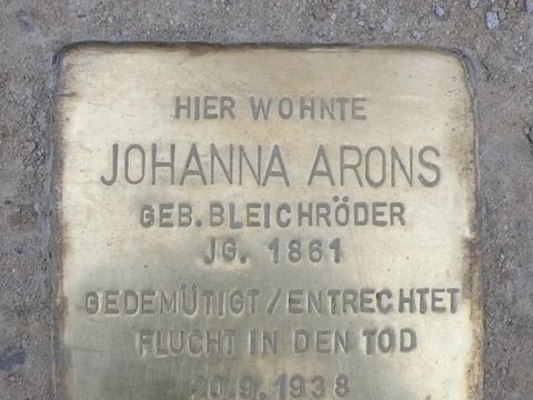 Stolperstein Johanna Arons
