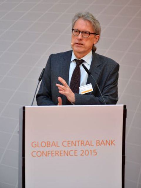 Bildvergrößerung: Finanzsenator Dr. Matthias Kollatz-Ahnen auf der Global Central Bank Conference 2015