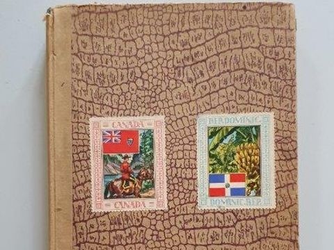 Briefmarken-Sammelalbum 4 (braun gemustert), Ansicht von vorne