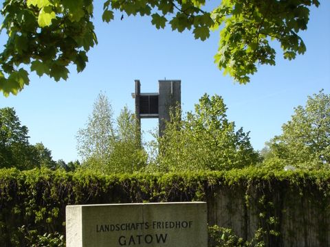 Ansicht vom Eingang zum Landschaftsfriedhof Gatow