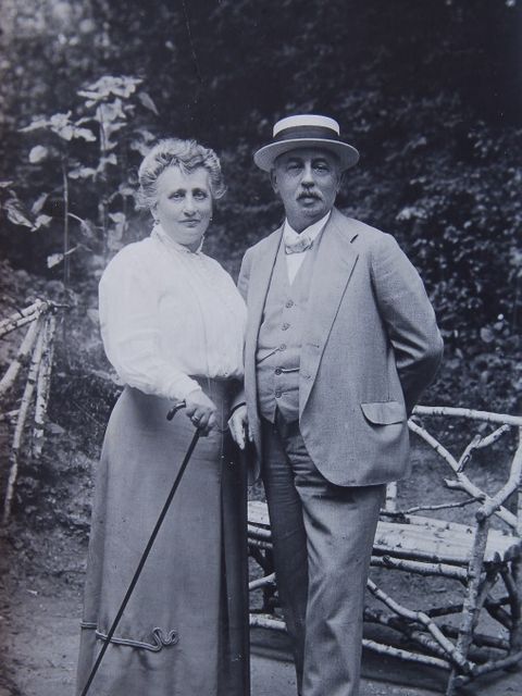 Bildvergrößerung: Salomea Meyer geb. Heymann mit Siegfried Meyer – Anfang 1900