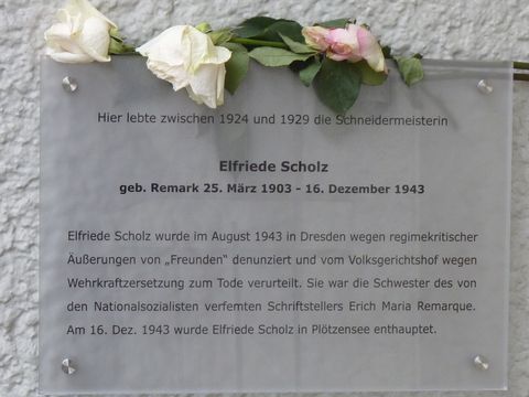 Gedenktafel für Elfriede Scholz, 21.12.2013, Foto: KHMM