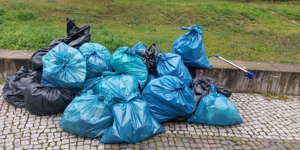 Müllsammelaktion im Regine-Hildebrandt-Park - Die 'Ausbeute'