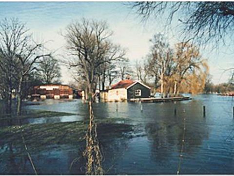 Überschwemmungen in Tiefwerder im Jahr 1988