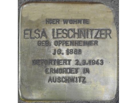 Bildvergrößerung: Stolperstein Elsa Leschnitzer